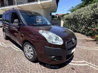 Fiat Doblò Dobl&ograve; 1.4 T-Jet Natural Power Emotion Lilla usata ANGRI