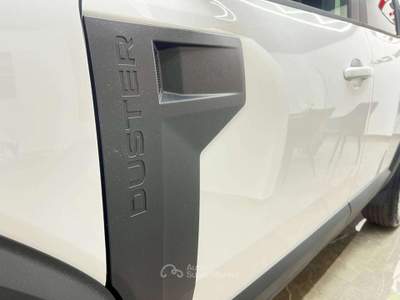 Dacia Duster Duster 1.2 Eco-G Journey 120cv Bianco usata Albano Laziale