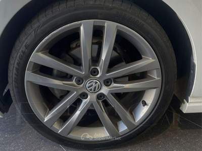 Volkswagen Golf  GTD 2.0 TDI 5p. BlueMotion Tech. Bianco usata Olbia