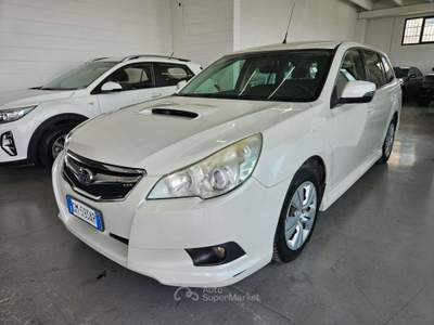 Subaru Legacy Legacy SW 2.0d INIETTORI RUMOROSI Bianco usata Martinengo
