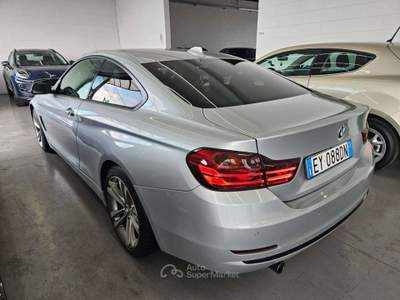 BMW Serie 4 420d Serie 4 F32 2013 Coupe 420d Coupe Sport 184cv auto Argento usata Martinengo