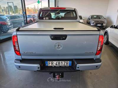 Mercedes-Benz Classe X d Progressive AUTOMATICO/TELECAMERA /TAGLIANDI Argento usata Martinengo