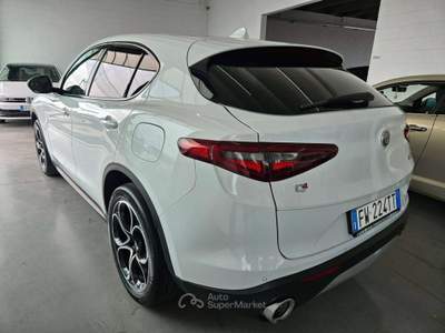 Alfa Romeo Stelvio 2.2 t Sport Edition Q4 210cv auto Bianco usata Martinengo