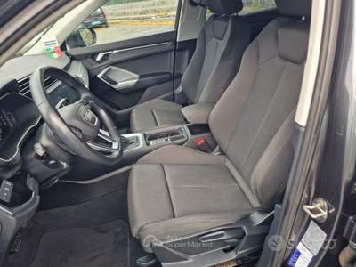 Audi Q3 SPB 35 TDI S tronic s line edition usata Torre Annunziata