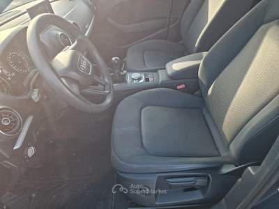 Audi A3 Sedan 1.6 TDI Admired usata Torre Annunziata