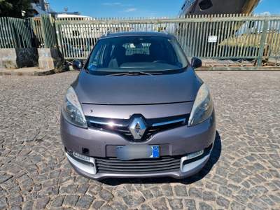 Renault Scénic Scenic XMod 1.5 dCi 110 7 POSTI usata Torre Annunziata