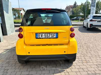 Smart ForTwo fortwo 1000 45 kW MHD coupé pure Giallo usata San Paolo d'Argon