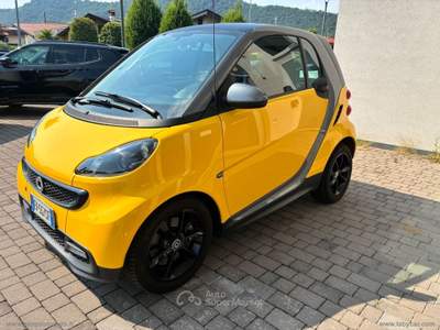Smart ForTwo fortwo 1000 45 kW MHD coupé pure Giallo usata San Paolo d'Argon