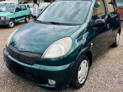 Toyota Yaris Verso 1.3i 16V cat Sol usata PRATO
