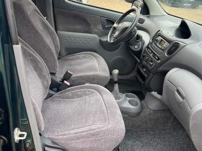 Toyota Yaris Verso 1.3i 16V cat Sol usata PRATO