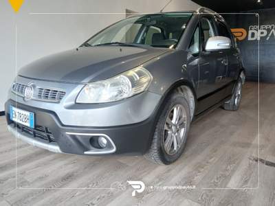 Fiat Sedici 2.0 mjt Emotion 4x4 135cv Argento usata San Michele all'Adige
