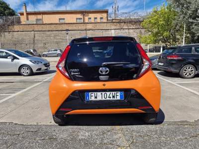 Toyota Aygo X Aygo 5p 1.0 x-cite m-mt 72cv Arancione usata ROMA