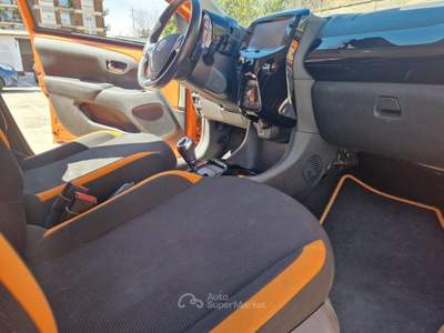 Toyota Aygo X Aygo 5p 1.0 x-cite m-mt 72cv Arancione usata ROMA