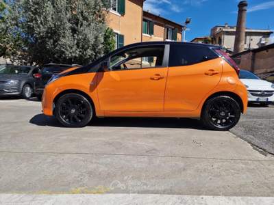 Toyota Aygo X Aygo 5p 1.0 x-cite m-mt 72cv Arancione usata ROMA