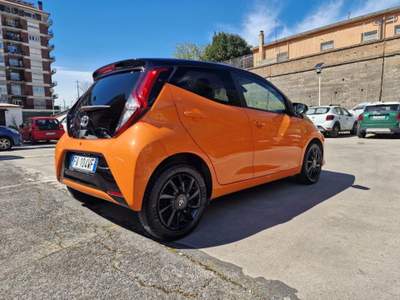 Toyota Aygo X Aygo 5p 1.0 x-cite m-mt 72cv Arancione usata ROMA