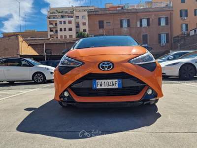 Toyota Aygo X Aygo 5p 1.0 x-cite m-mt 72cv Arancione usata ROMA