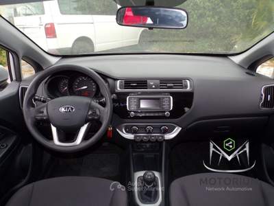 Kia Rio 1.2 CVVT COOL EURO6 UNICOPROPRIETARIO Argento usata Livorno