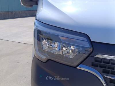Renault Master T33 2.3 dci 135cv L2H2 Ice Bianco usata Verona