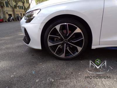 Audi A3 del 2024 con 27.000 KM Bianco usata Livorno