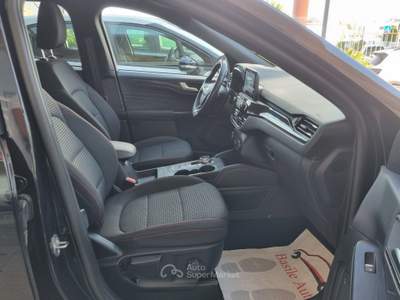 Ford Kuga EcoBlue 120 CV aut. 2WD ST-Line Nero usata Altamura