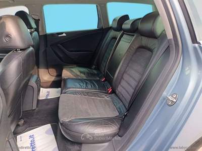 Volkswagen Passat 2.0 16V TDI Highline Grigio usata Bergamo
