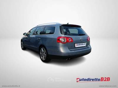 Volkswagen Passat 2.0 16V TDI Highline Grigio usata Bergamo