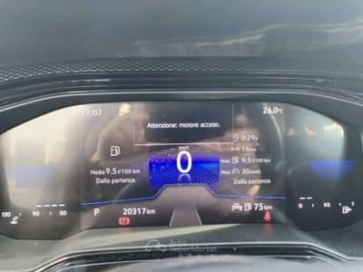Volkswagen Taigo 1.0 tsi Life 110cv dsg -IQ Drive Pack-Travel Assist-Climatronic-Tech Pack- Grigio usata Francavilla al Mare