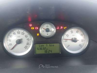 Lancia Ypsilon 1.2 SILVER BENZINA 44KW Argento usata Pisa