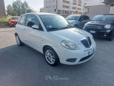 Lancia Ypsilon 1.2 SILVER BENZINA 44KW Argento usata Pisa