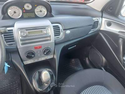 Lancia Ypsilon 1.2 SILVER BENZINA 44KW Argento usata Pisa