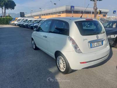Lancia Ypsilon 1.2 SILVER BENZINA 44KW Argento usata Pisa