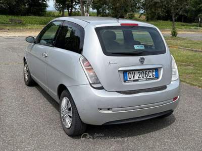 Lancia Ypsilon Ypsilon II 2007 1.4 8v Argento Argento usata Nichelino