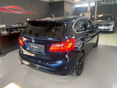 BMW Serie 2 218d 218 Serie 2 F45 2014 Active Tourer 218d Active Tourer Luxury auto my17 Blu/Azzurro usata Romano di Lombardia