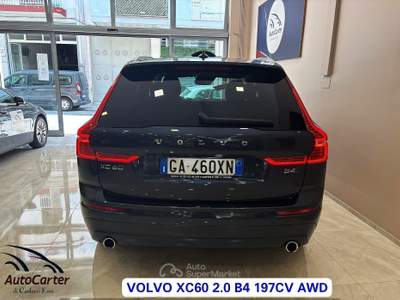 Volvo XC60 2.0 197CV AWD**COME NUOVA** Blu/Azzurro usata Gravina in Puglia