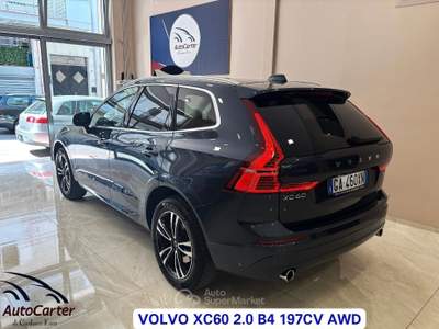 Volvo XC60 2.0 197CV AWD**COME NUOVA** Blu/Azzurro usata Gravina in Puglia