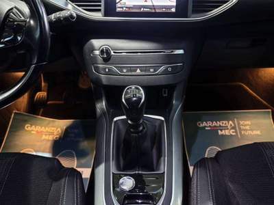 Peugeot 308 IVA ESPOSTA Allure Neopatentati usata Sedriano