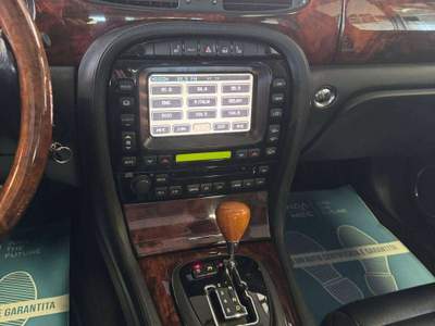 Jaguar XJR Iscritta ASI+4.2 SuperCharged+Tetto+TV+Alpiine usata Sedriano