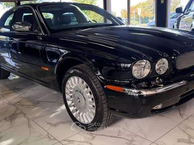 Jaguar XJR Iscritta ASI+4.2 SuperCharged+Tetto+TV+Alpiine usata Sedriano