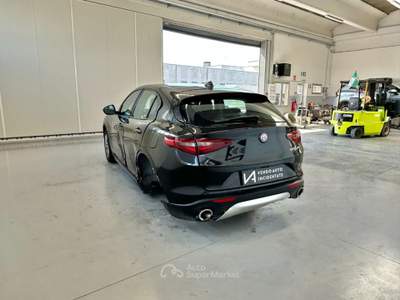 Alfa Romeo Stelvio 2.2 TURBODIESEL 160CV AT8 RWD BUSINESS Nero usata Megliadino San Vitale