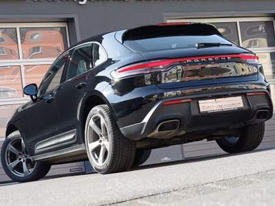 Porsche Macan 2.0 265 CV PDK Sport Chrono, PDLS, cerchi 20, unico proprietario Nero usata Moncalieri