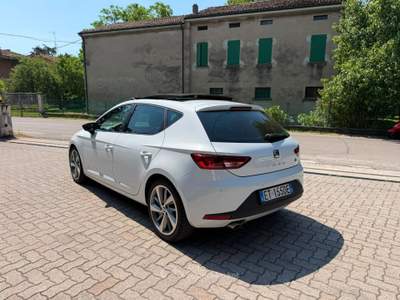 Seat Leon 2.0 tdi cr FR s&amp;s 150cv PANORAMA Bianco usata Guastalla