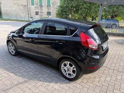 Ford Fiesta Fiesta 5p 1.5 tdci Business 75cv OK NEOPATENTATO Nero usata Guastalla