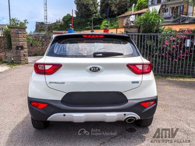 Kia Stonic 1.4 mpi eco Urban Gpl 100Cv Bianco usata Soriano nel Cimino