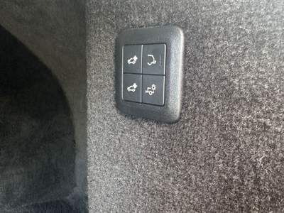 Land Rover Range Rover Sport motore sostituto con a 174,000 km auto con circa 10,000 Nero usata Atella