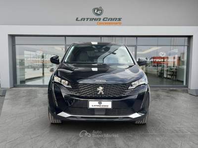 Peugeot 3008 1.5 bluehdi Allure Pack 130cv AUTOM CON CARPLAY Nero usata Latina