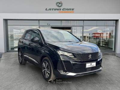 Peugeot 3008 1.5 bluehdi Allure Pack 130cv AUTOM CON CARPLAY Nero usata Latina