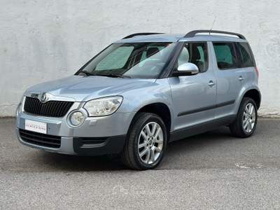 Skoda Yeti 4x4 Benzina, Unico Proprietario, Motore 65.000km Argento usata Brescia