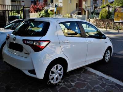 Toyota Yaris ottime condizioni interne ed esterne un anno di garanzia Bianco usata Pergine Valsugana