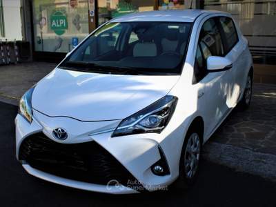 Toyota Yaris ottime condizioni interne ed esterne un anno di garanzia Bianco usata Pergine Valsugana