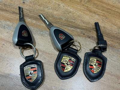 Porsche 911 Carrera 4 tenuta maniacalmente Nero usata Modena